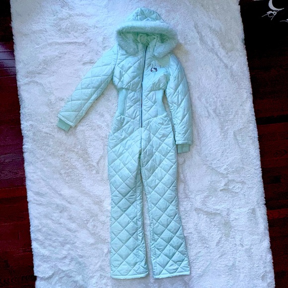 Forever 21 LIMITED EDITION Mint Green Hello Kitty Snowsuit NWT Woman’s XS S M L - Picture 2 of 11